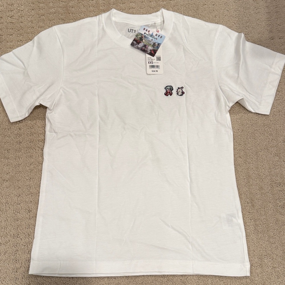 Uniqlo White Graphic Tee-Final Fantasy XIV Characters NWT